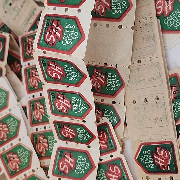 Vintage 80s S&H Green Stamps Lot W/ 1988 Catalog - Picture 6 of 13